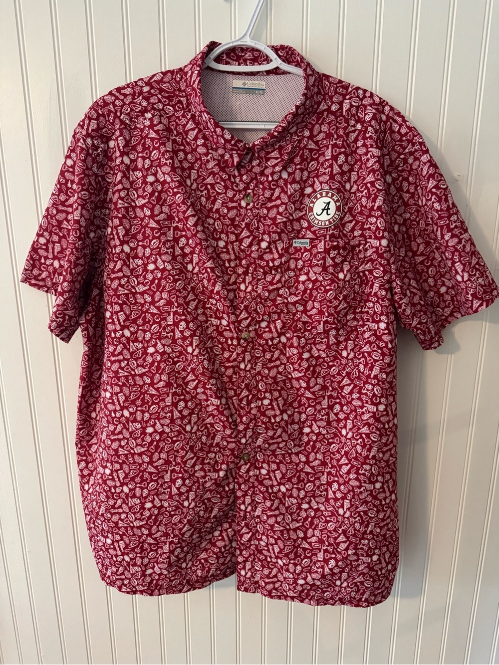 Columbia Crimson Red and White Short Sleeve Button-Down Shirt